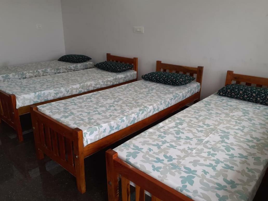M G Cottage & Dormitory Gokarna  Eksteriør bilde